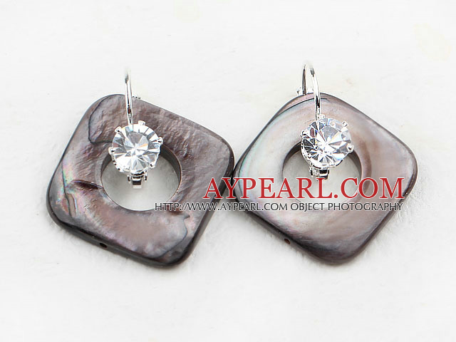 strass et boucles d'oreilles noble shell