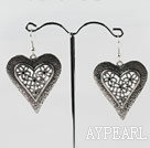 vintage forme d'argent coeur boucles d'oreilles de style comme la couleur