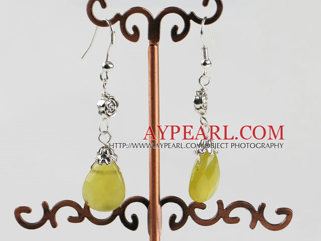 lovely faceted South Korea jade earrings with flower charm