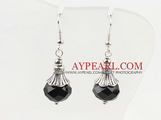 10 * 14mm à facettes Boucles d'oreilles en cristal noir avec breloque en argent tibet