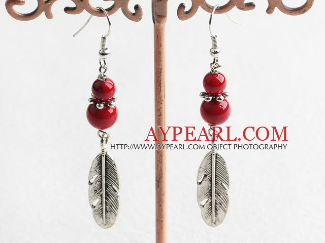 Lovely Round Blood Stone And Leaf Charm Dangle Earrings With Fish Hook