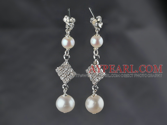 Dangle Style A Grade Freshwater Pearl Stud Earrings with White Rhinestone