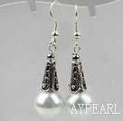 Classic Design White Color Shell Beads Earrings