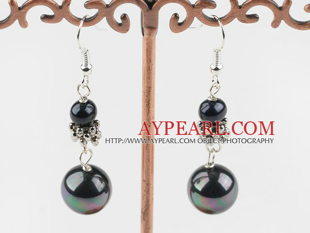 Lovely Black Pearl And Sea Shell Beads Drop Earrings With Fish Hook