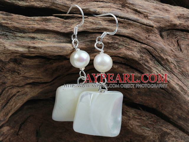 New Design White Freshwater Pearl and White lip Shell Earrings