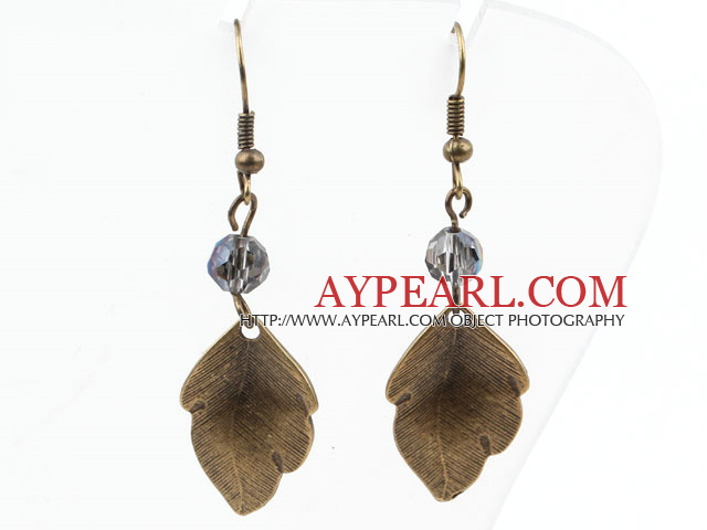 Vintage Boucles d'oreilles de style gris cristal avec feuilles Accessoires de bronze