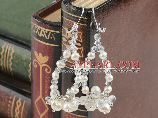 Fashion Style White Freshwater Pearl and Clear Crystal Earrings