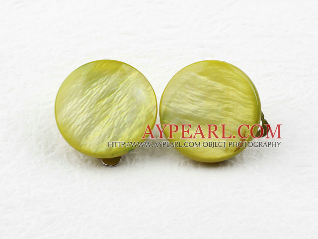 Classic Design Big Stil Olive Farbe Shell Ohrclips