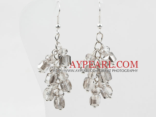 Boucles d'oreilles de style Cluster gris cristal