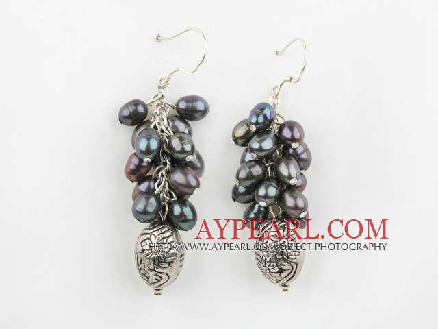 Fashion Cluster Style Black Freshwater Pearl And Engraved Tibet Silver Dangle Earrings