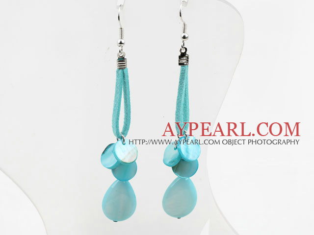 Dyed Blue Boucles d'oreilles Pendantes Shell