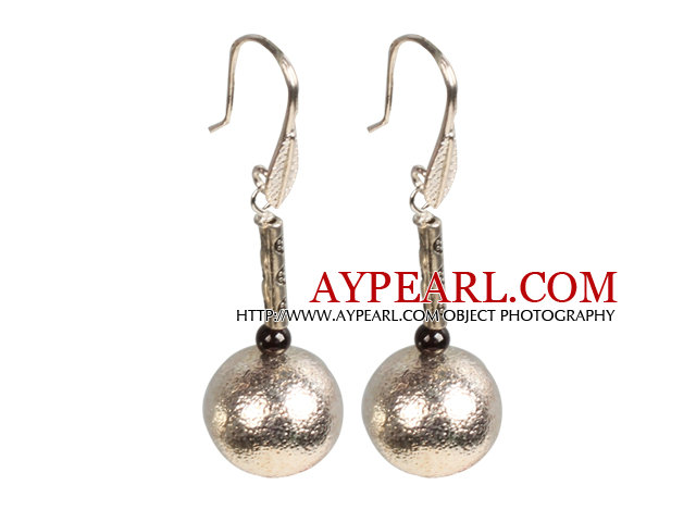 Conception simple givré Bille en Métal Perles Garnet Dangle Boucles d'oreilles