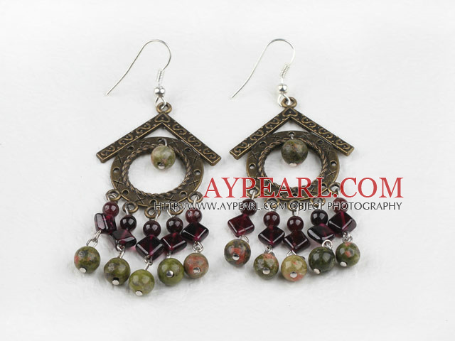 Vintage Style Garnet and Green Aventurine Earrings