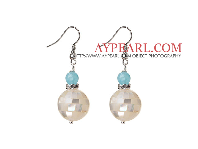 16 χιλιοστά Ψηφιδωτά White Lip Shell Ball And Blue Jade θαυμαστής σκουλαρίκια