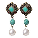 Elegant Vintage Style Faceted Green Turquoise And White Sea Shell Beads Earrings