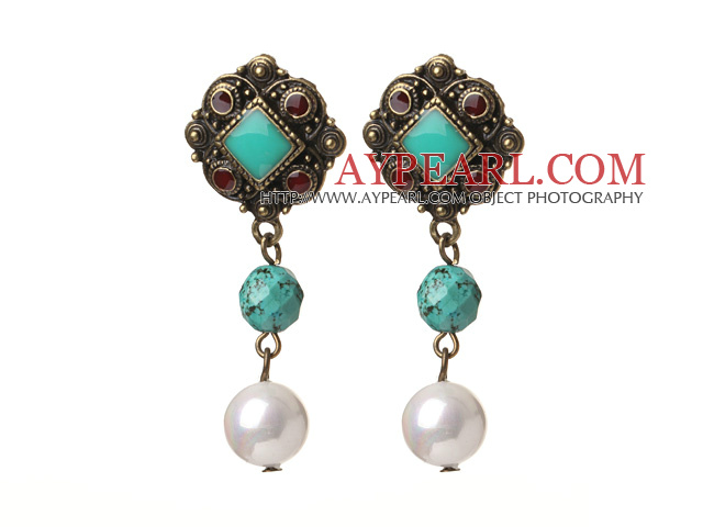 Elegante Vintage Style Faceted Grüne Türkis und Weiß Sea Shell Perlen-Ohrringe