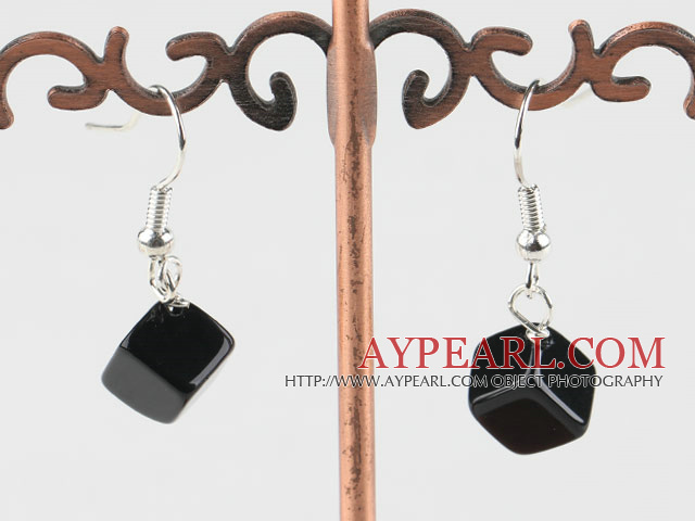 boucles d'oreilles noires d'agate