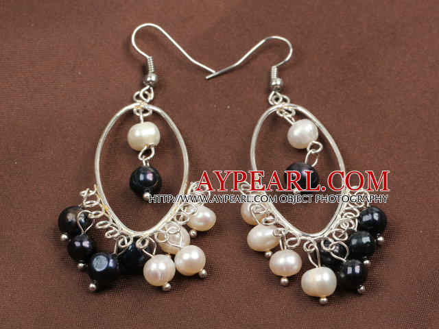 Belle 6-7mm blanc naturel et noir perle d'eau douce Dangle Grande Boucle d'oreilles