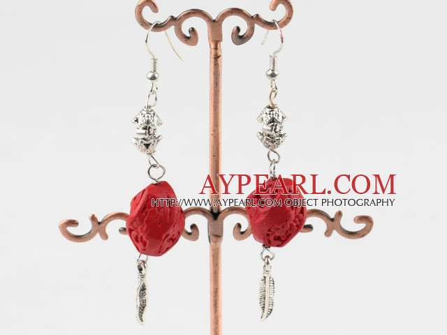 Fashion Engraved Cinnaba And Leaf Metal Charm Dangle Earrings With Fish Hook