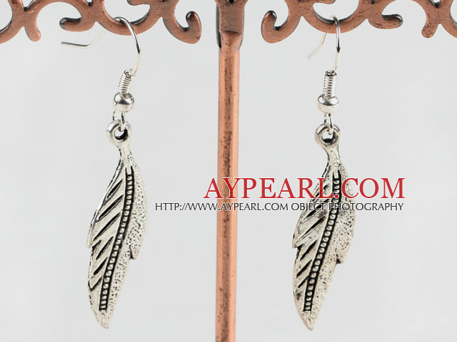 Lovely Leaf Shape Tibetan Silver Dangle Earrings With Fish Hook