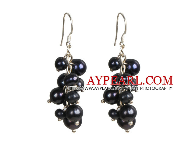 Suositut Cluster Shape Natural Black makeanveden helmen Dangle korvakorut