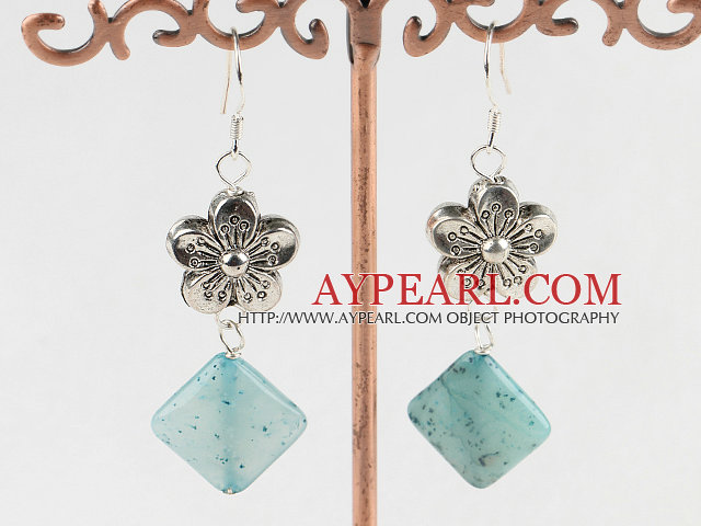 boucles d'oreille de jade bleu