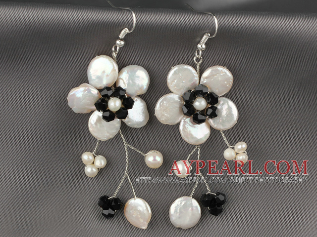 Blanc Coin Pearl et perles blanches et boucles d'oreilles noires en cristal de fleur