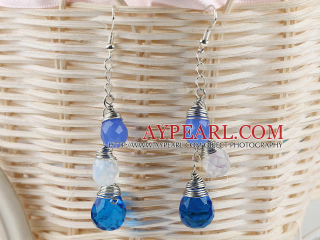 belle boucles d'oreilles pendantes forme du cristal