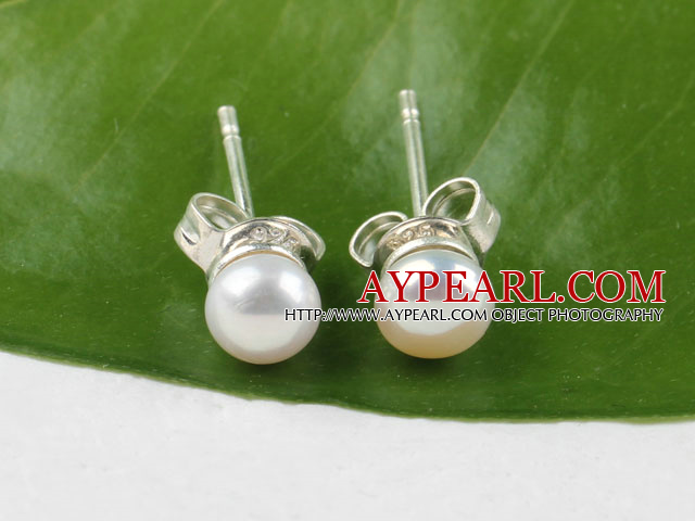 decent 4-4.5mm natural white fresh water pearl studs