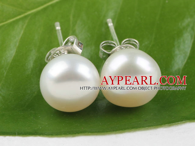 Fashion 9.5-10Mm White Freshwater Pearl Studs Earrings