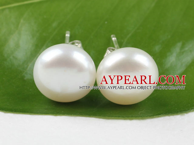 sellable 11.5-12mm real white  pearl studs
