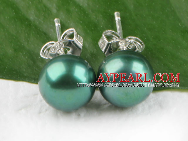 8-8.5 mm dyed green pearl studs