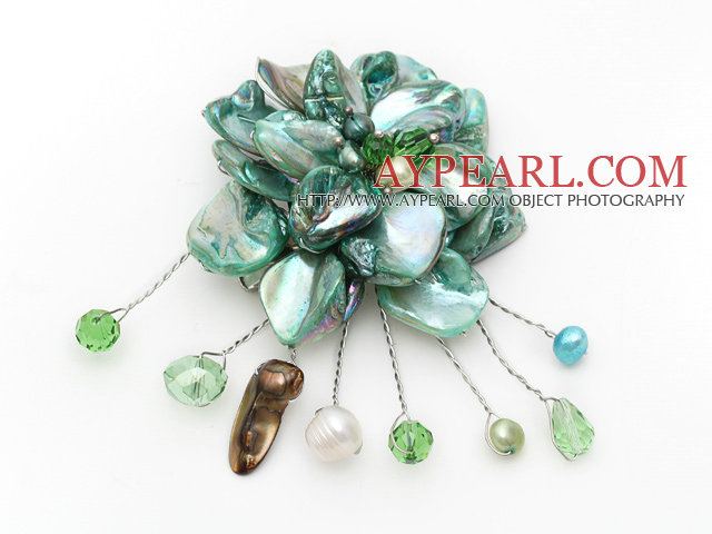 結婚式の宝石類見事に緑の真珠とシェルの花のブローチ