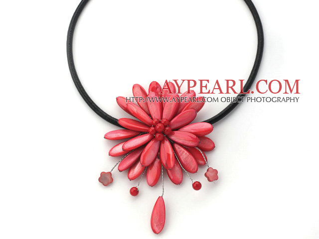 17.7 inches watermelon red shell flower necklace with magnetic clasp