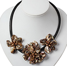Perle und gefärbte Licht lila Schale Blume Halskette mit Magnetverschluss