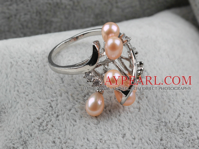 Classic Design Natürliche rosa Süßwasser-Zuchtperlen Ring mit Strass (Free Size)