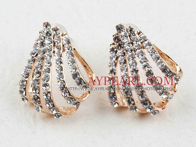 Fashion Style Hollow Claw Shape Rhinestone Gold Plated Hypoallergenic Studs Earrings