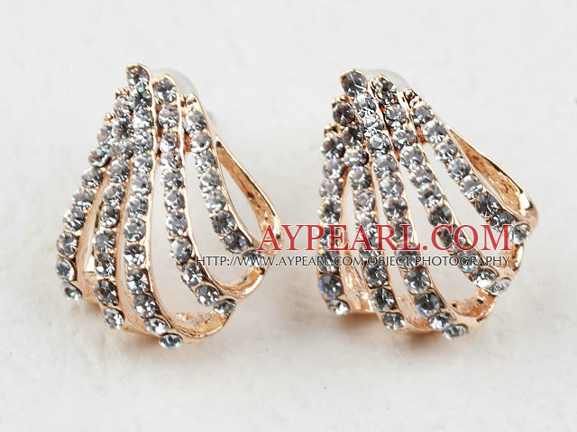 Mote Stil Hollow Claw Shape Rhinestone Gold Plated Hypoallergenic Studs øredobber