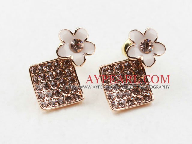 Fashion Style Rhombus Shape Rhinestone with Flower Accessories Gold Plated Hypoallergenic Studs Earrings