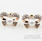 Fashion Style Immitation Round Pearl with Bow Shape Rhinestone Gold Plated Hypoallergenic Studs Earrings