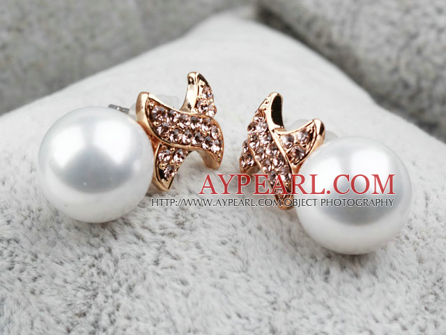 Mote Stil immitation Round Pearl med X Shape Rhinestone Gold Plated Hypoallergenic Studs øredobber