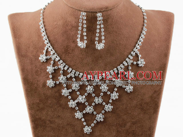 Shining Alloy med rhinestones Wedding Bridal Jewelry Set (halskjede og matchende øredobber)