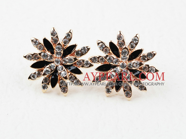 Fashion Style Flower Shape Rhinestone Gold Plated Hypoallergenic Studs Earrings