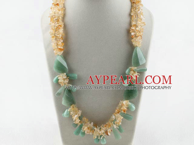 Style de Big Critine et Aventurine Collier