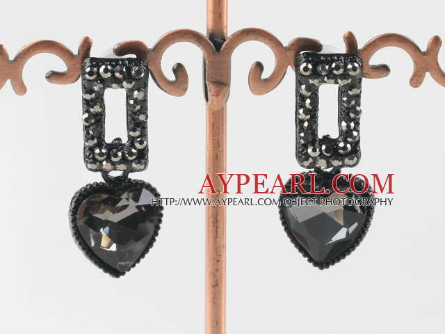 Korean jewelry noble and shinning gray heart shape earrings with rhinestone