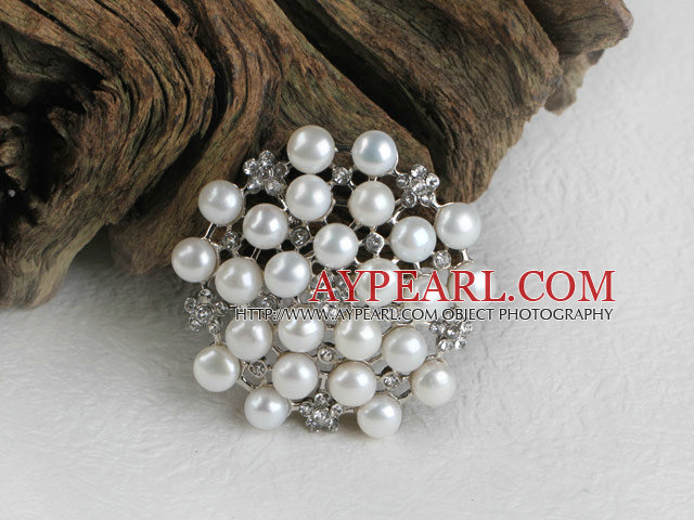 Elegant White Freshwater Pearl Brooch With Rhinestones