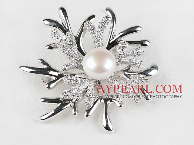 high quality beautiful natural white color pearl brooch with rhinestone