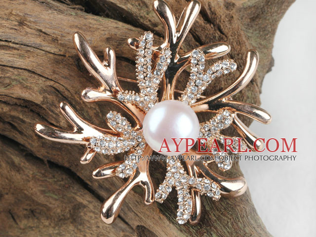 beautiful white color pearl brooch with rhinestone