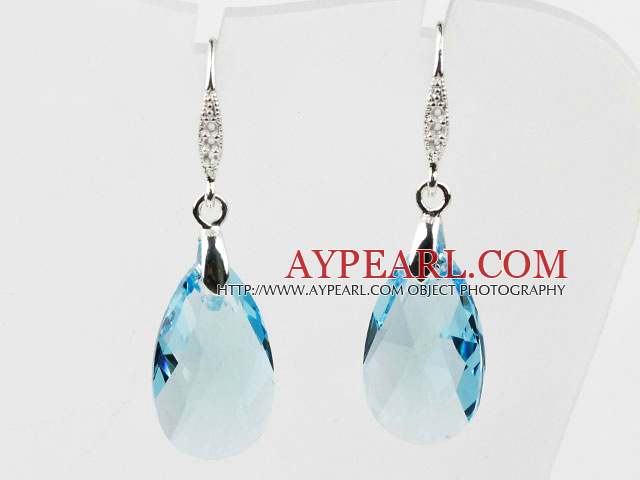 22mm Bleu Couleur Teardrop Earrings la forme des cristaux autrichiens