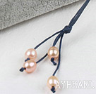 Enkel stil Natural Pink Freshwater Pearl Halsband med svart tråd